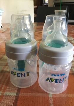 Baby bottles 4 avent uses but only for about 2 months and 2 tommee tippee new