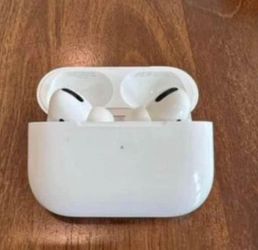 Apple AirPros 2