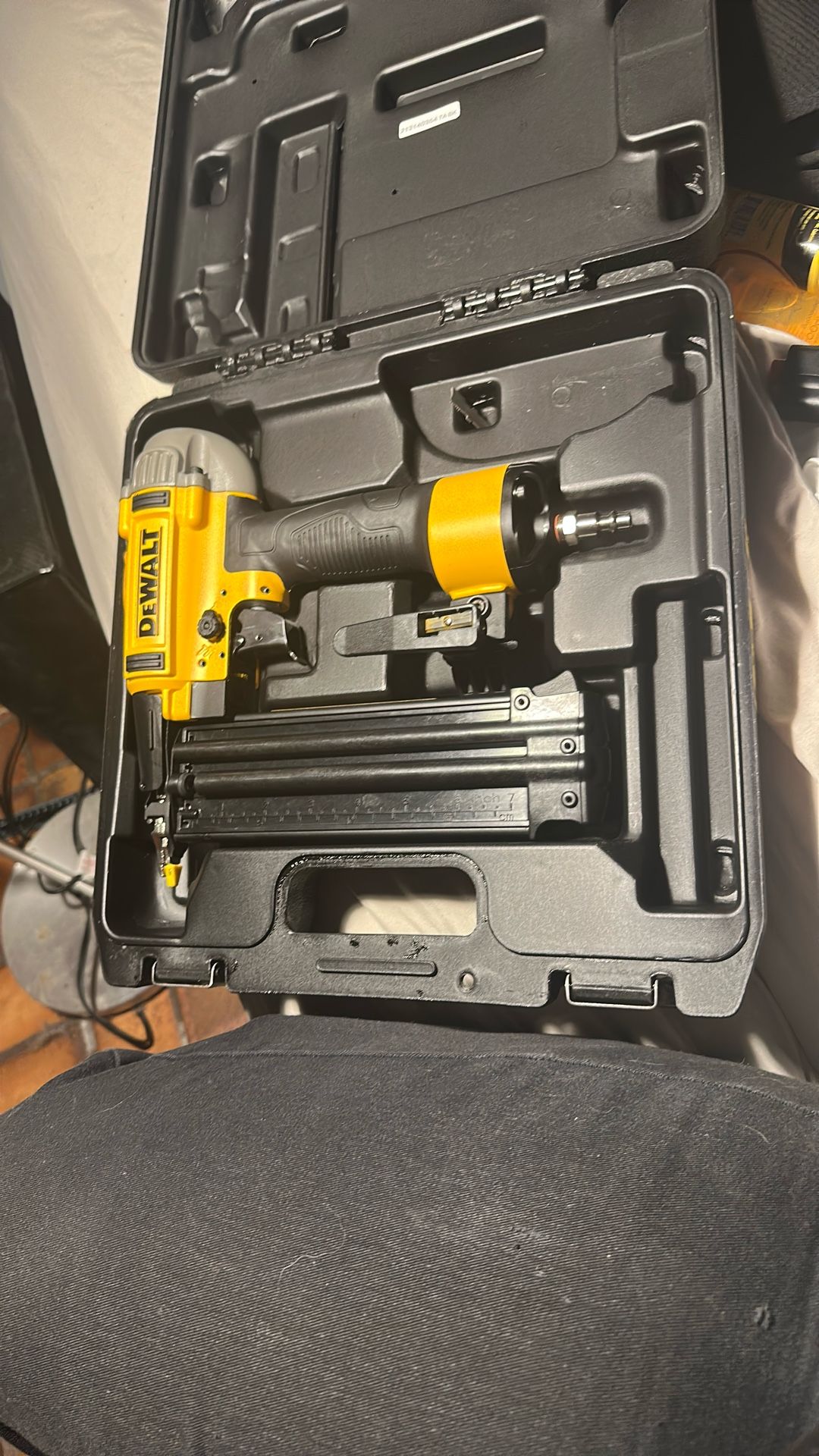 DeWalt Precision Point 18 Ga. Pneumatic Brad Nailer