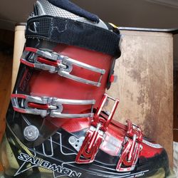 Perceptueel Larry Belmont Jurassic Park Salomon Ski Boots Energyzer 100 Impact 8 for Sale in Brooklyn, NY - OfferUp