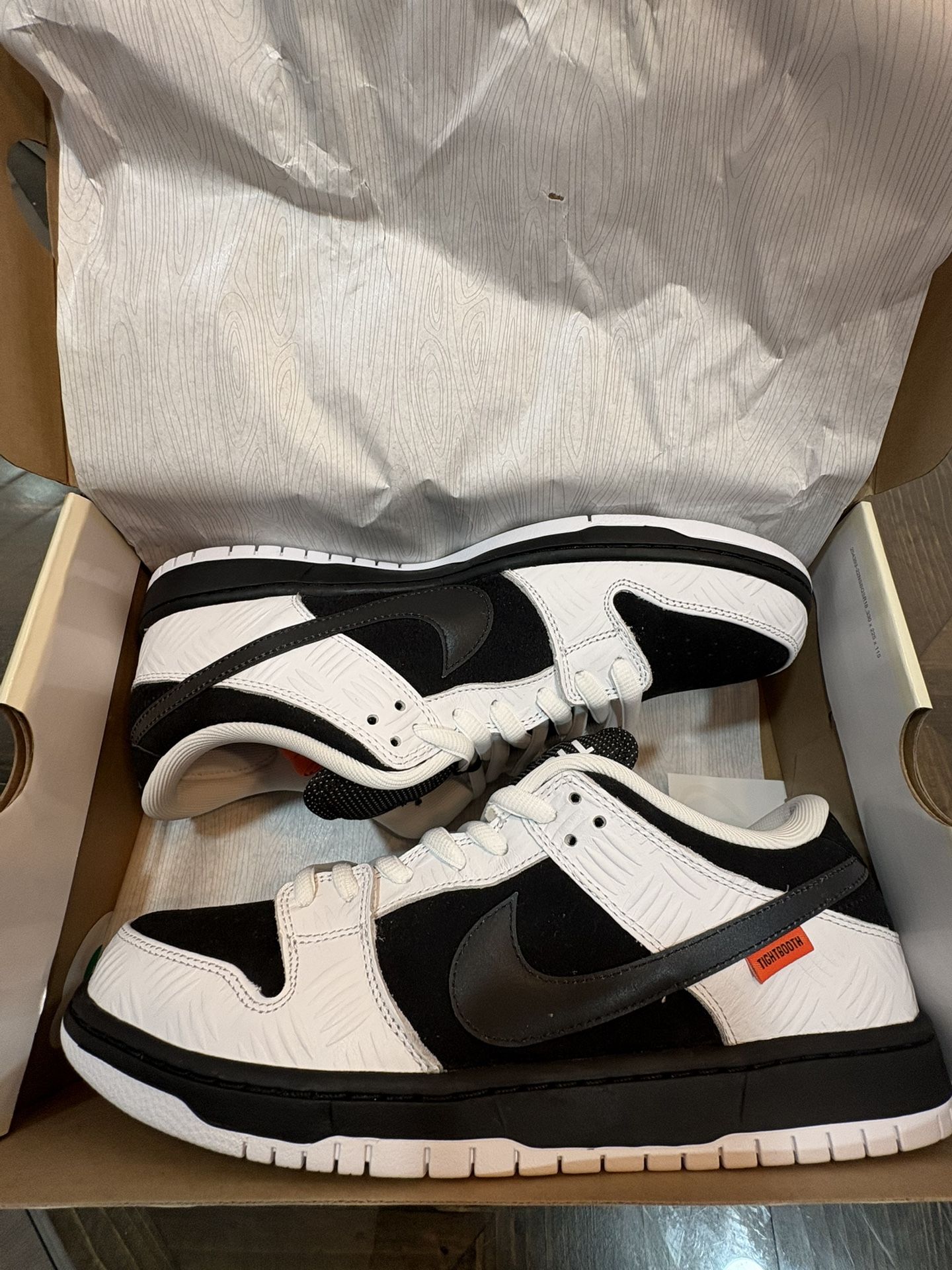 Tightbooth Nike SB