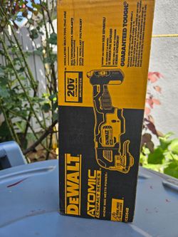 DEWALT MULTITOOL 20 VOLTIOS NEW