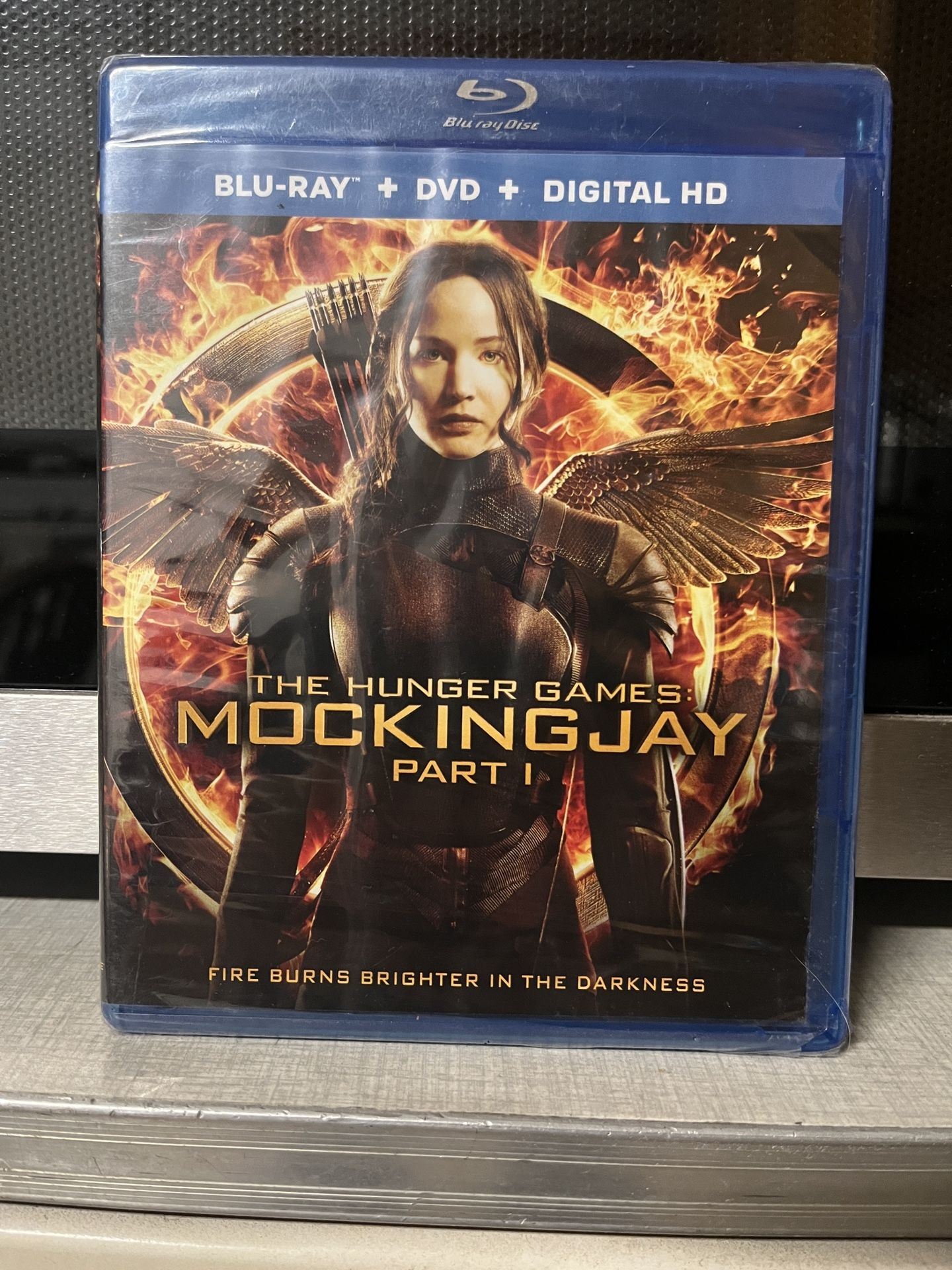 The Hunger Games MockingJay Part 1 Blu Ray + Dvd +digital HD