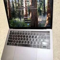 Macbook Pro 2018. 16 Gb 512 iCloud Locked