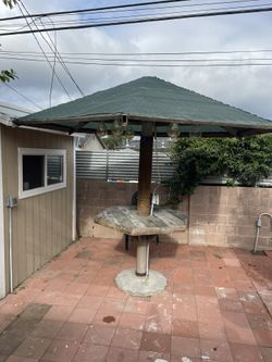 Umbrella Bar With Lights