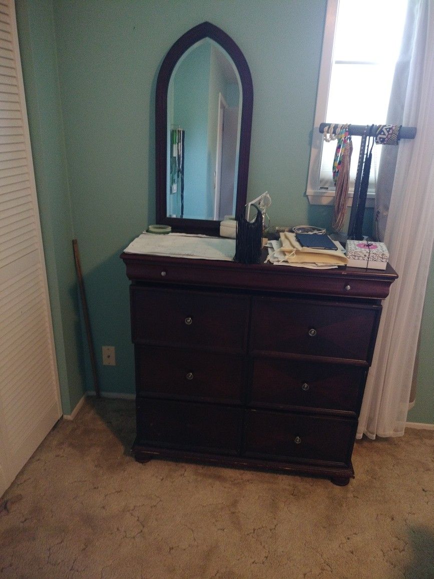 Cherrywood Dresser With The Mirror, Three Pretty Large Drawers One Skinny Drawer For Jewelry Or Paperwork