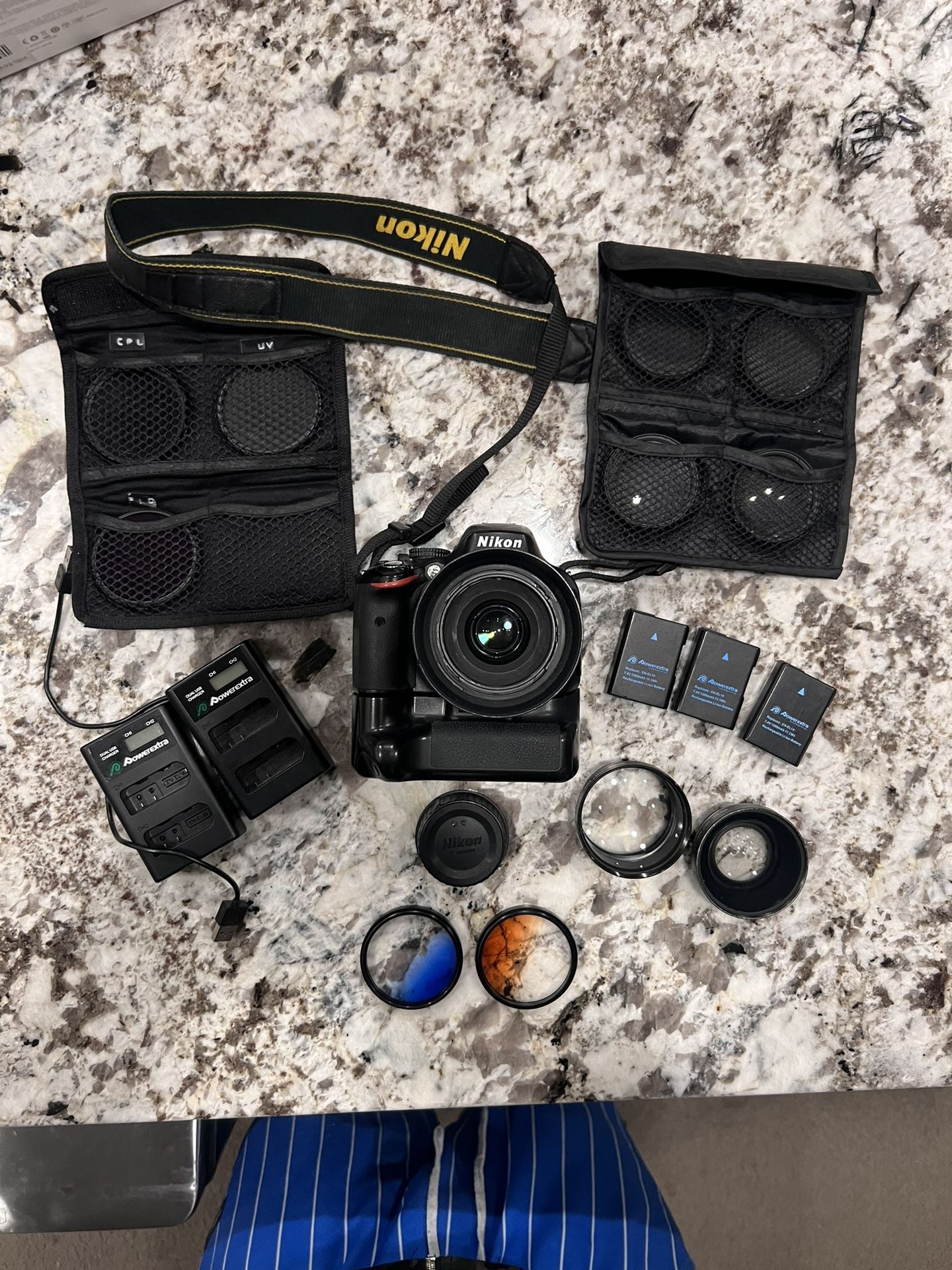 Nikon D5100 - Like New