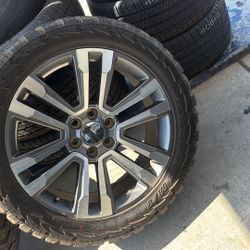 Chevy 33/12.50/22