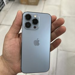 iPhone 13 Pro  256GB Unlocked! Finance For $50 Down Payment!!