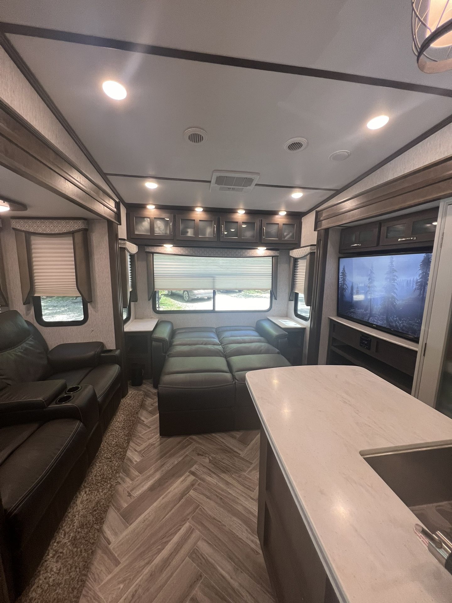 2021 Durchmen Astoria platinum