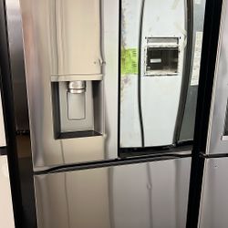 NEW OPEN BOX LG MIRRORED COUNTER DEPTH 