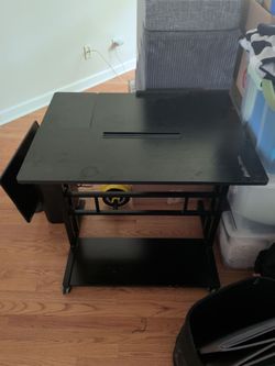 Adjustable Standing Computer Table/Workstation