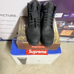 Supreme x Timberland Black
