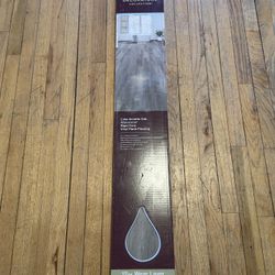 Lake Annette Oak Waterproof Rigid Core Vinyl Plank Flooring