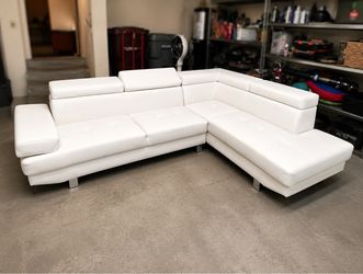 MODERN DESIGNER SECTIONAL SOFA COUCH