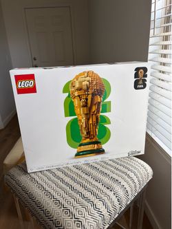 Lego FIFA World Cup trophy set