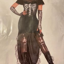 Costume