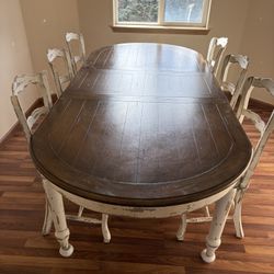 Cottage chic dining room set 