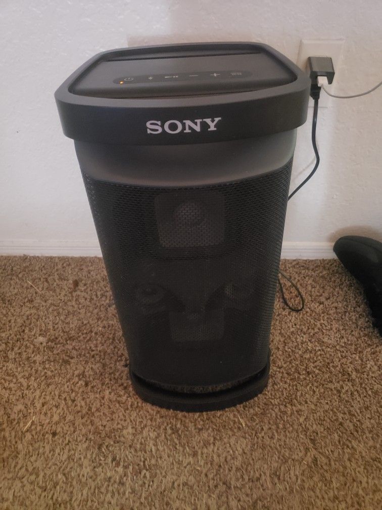 Sony Bluetooth Speaker  Need Gone ASAP 