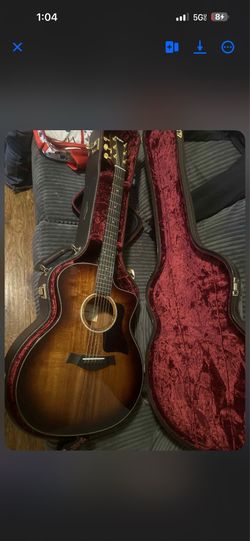Taylor guitar