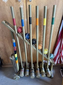 Nice Croquet Set