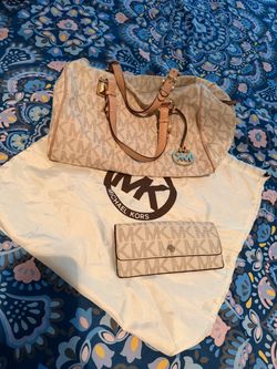 Michael Kors purse and wallet