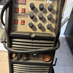Welder 