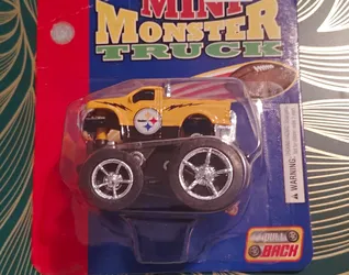 NFL Pittsburgh Steelers Mini Monster Truck 1:64 Diecast Pull Back Yellow/Black