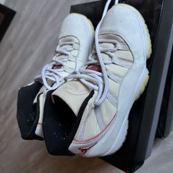Jordan 11