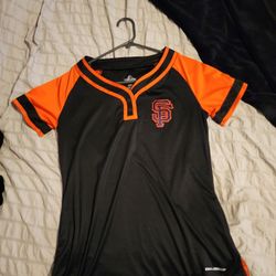 Women's Giants Shirt