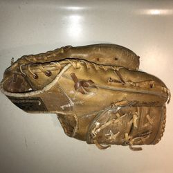 Vintage Penneys Foremost 6317 Left-Handed Baseball Glove