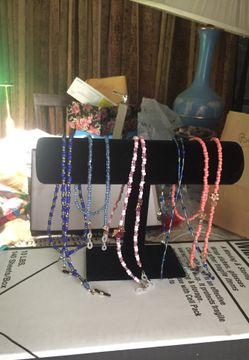 Eyeglass holder
