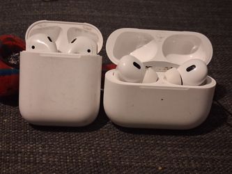 APPLE HEADPHONES