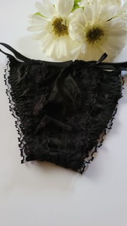 BRAND NEW Black Panties