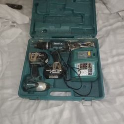 Makita Drill And Impact Gun Set. Like New