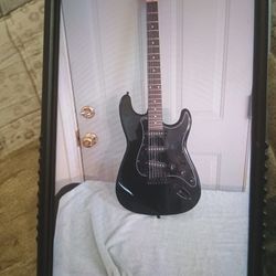 Guitarra Electrica -- Oildale 