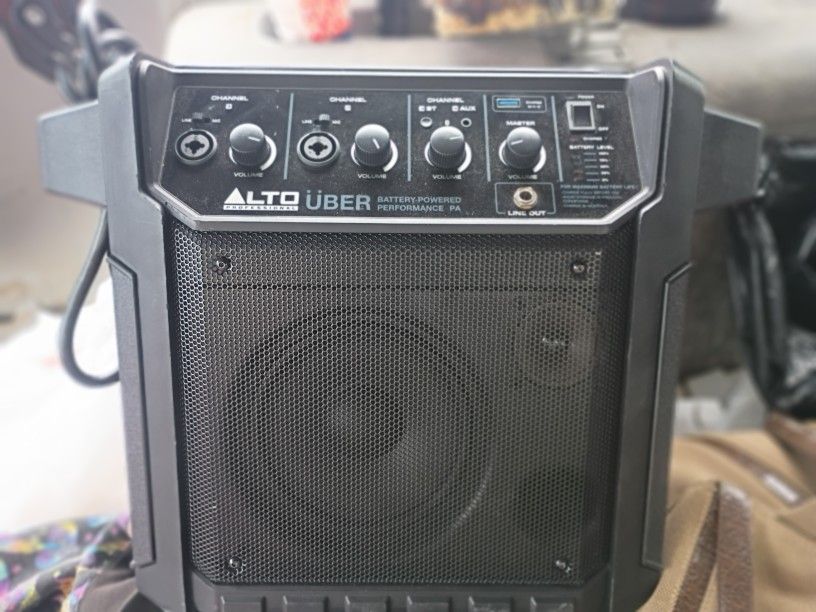Alto Uber PA Wireless Portable Bluetooth Speaker
