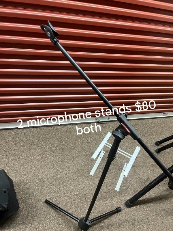 2 Microphone Stand