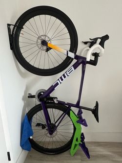 Gravel Road Bike