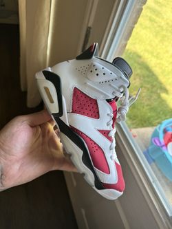 Carmine 6’s Size 7.5