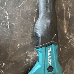 Makita Reciprocating Saw