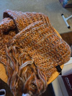 NEW WOMENS  SCARF
