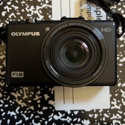 Olympus XZ-1