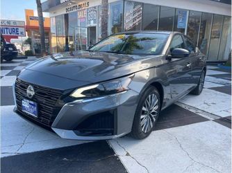2025 Nissan Altima