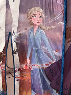 Disney’s Frozen double tent for children