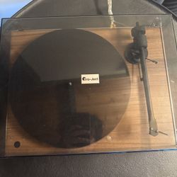 Pro-Ject T1 Phono SB Turntable – Walnut – Built-In Phono Preamp