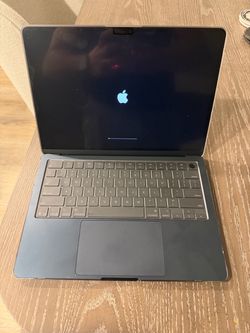 MacBook Air 13in (2025)