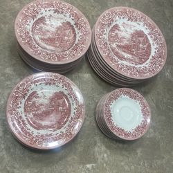 32 Piece Staffordshire Engraving 17th Century Dinnerware 