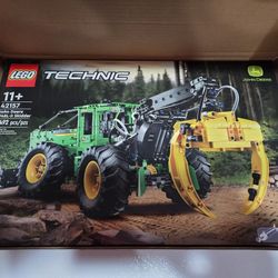 NEW LEGO TECHNIC JOHN DEERE 948L II SKIDDER 42157