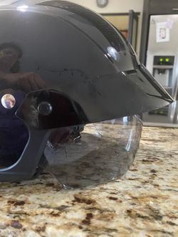 Motorcycle helmet